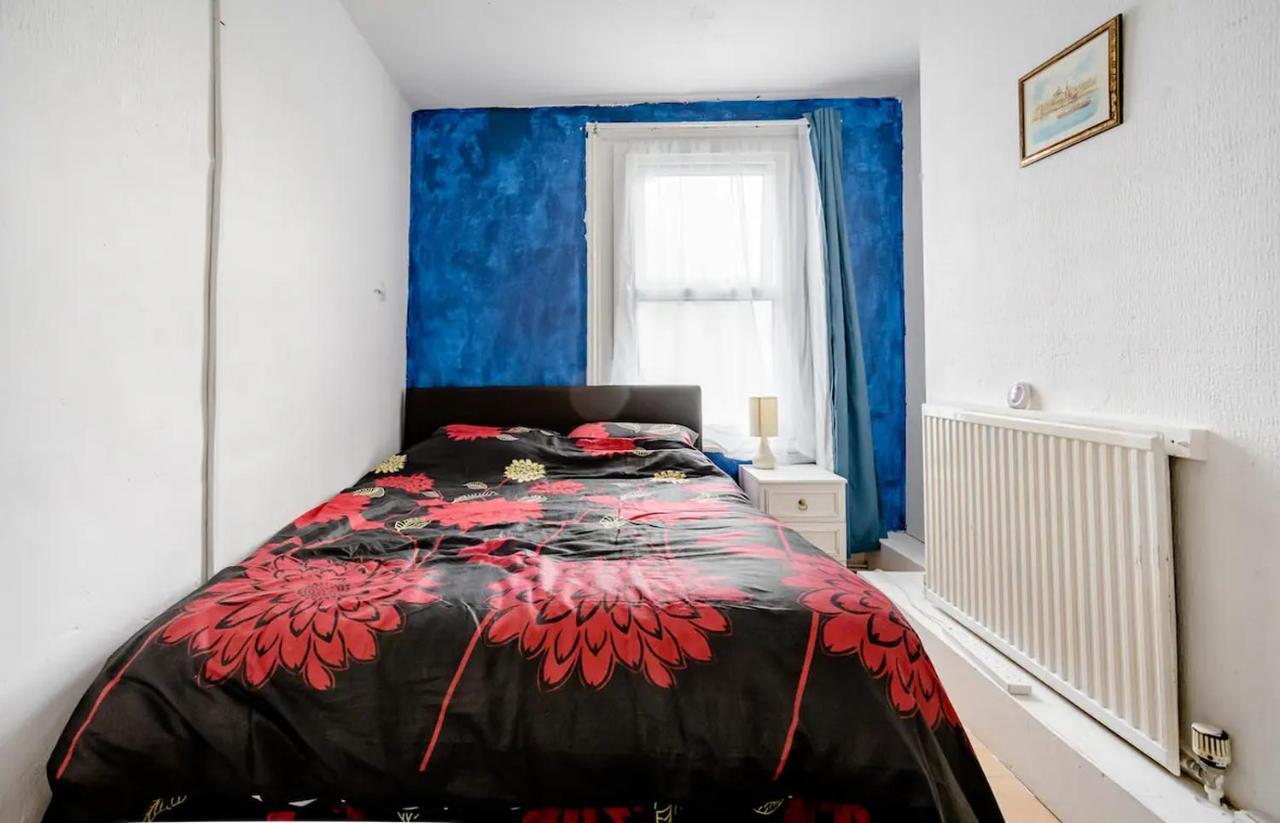 Homestay Near Tottenham Hotspur Stadium London Exterior photo